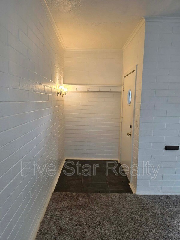 Foto del edificio - 112 E 13th St