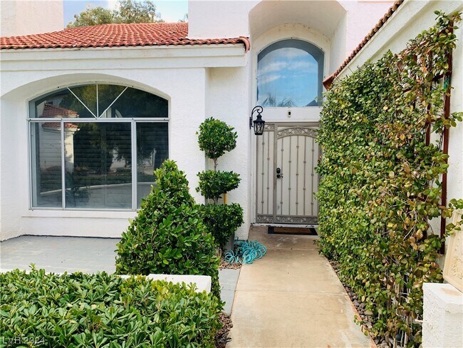 Building Photo - 3005 N Windy Surf Ct