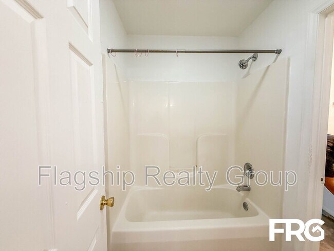 Foto del edificio - 4270 Williamsbrook Ln