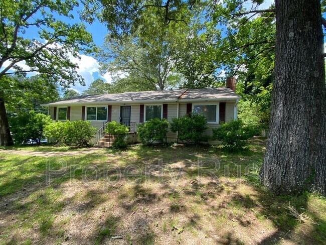 Foto del edificio - 1503 Pin Oak Dr.