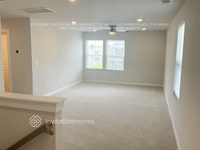 Building Photo - 810 Olde England Dr