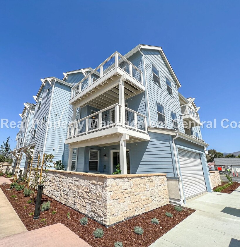 Foto principal - AVAILABLE JULY - New San Luis Obispo Condo...