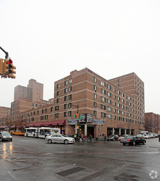 Foto del edificio - Michelangelo Apartments