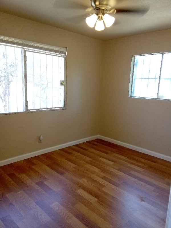 Building Photo - 226 Eross St