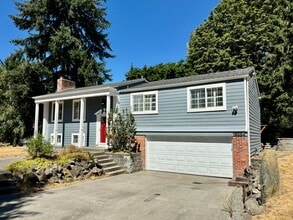 Building Photo - 15054 SE Fairwood Blvd