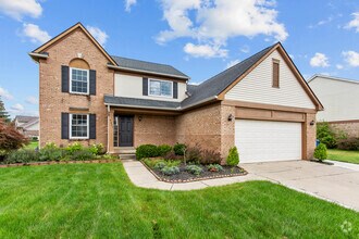 Building Photo - 4051 Sarah Ann Dr