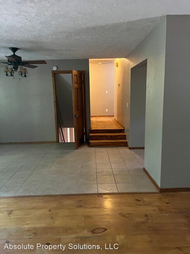 Building Photo - 4 br, 2.5 bath House - 1414 S 3rd Ave