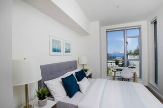 Building Photo - 6005 Walter Gage Rd