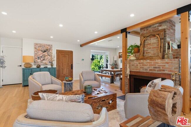 Foto del edificio - 11314 Homedale St