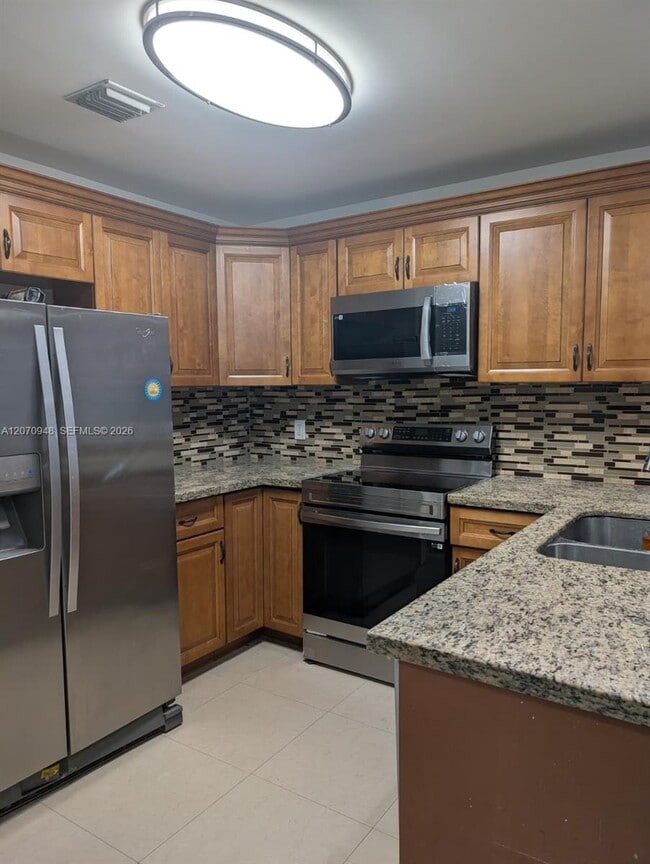 Building Photo - 7162 Sportsman Dr