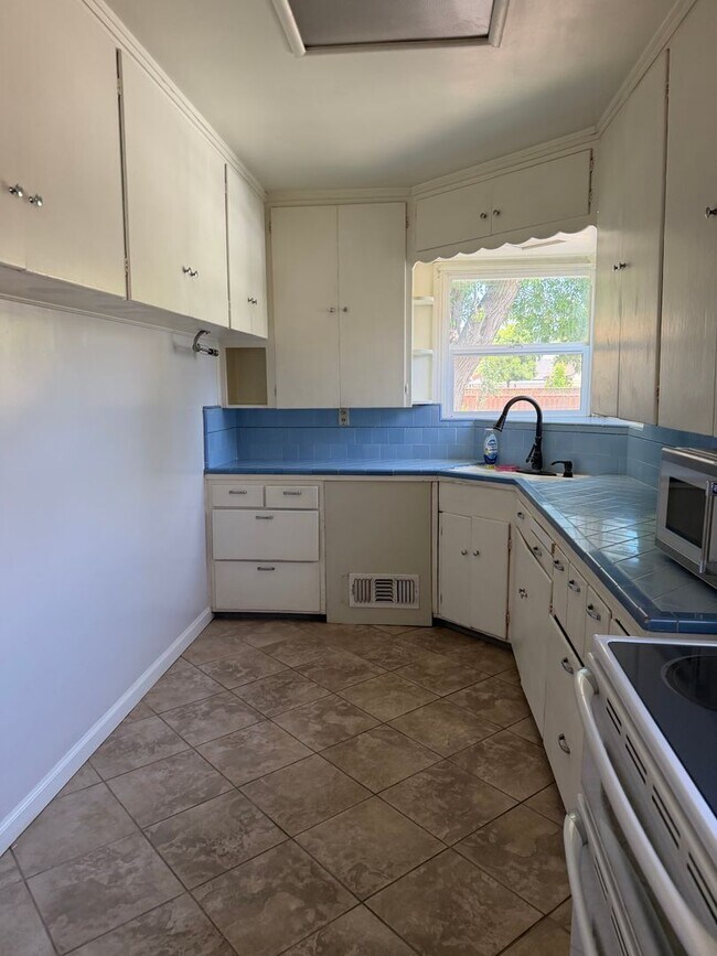 Foto del edificio - Warm and Charming 2 Bedroom Home in Newman for Rent!