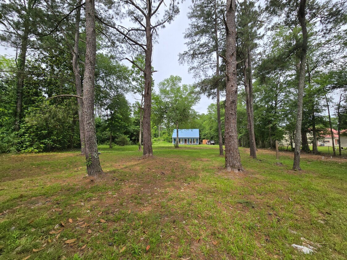 Foto principal - 18246 Woodscale Rd
