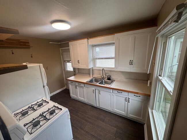 Foto del edificio - 1643 5th St E