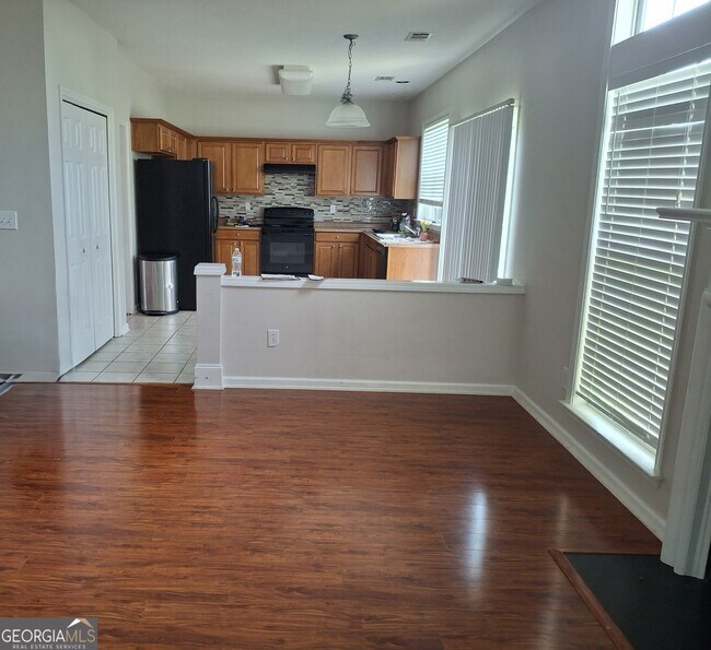 Foto del edificio - 8955 Ruel Ln