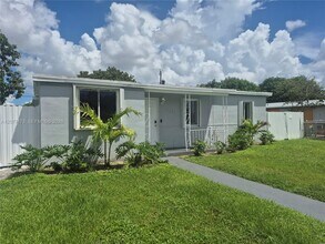 Building Photo - 11285 SW 43rd St