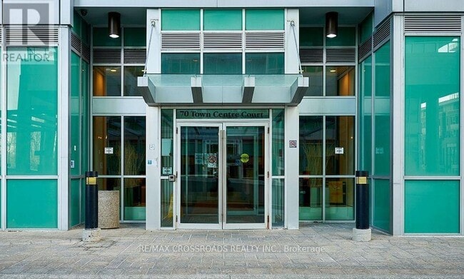 Photo du bâtiment - 70-3270 Town Centre Court