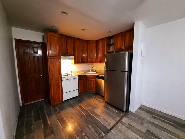 Open kitchen - 133 33rd St