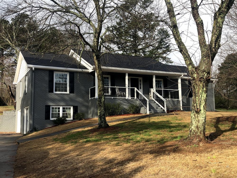 Primary Photo - 1651 Kennesaw Due West Rd NW