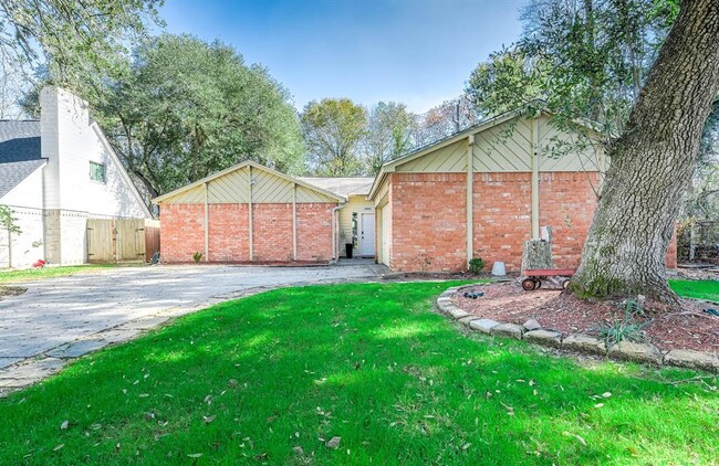 Building Photo - 22206 Meadowrock Dr