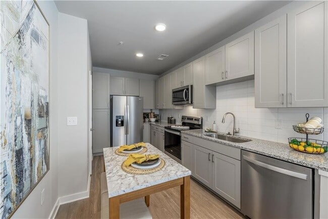 Building Photo - 4484 Marietta St