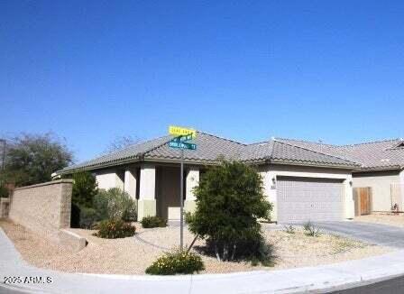 Primary Photo - 40102 N Bridlewood Ct
