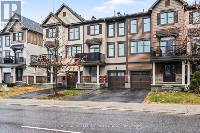 Building Photo - 865 Kilbirnie Dr