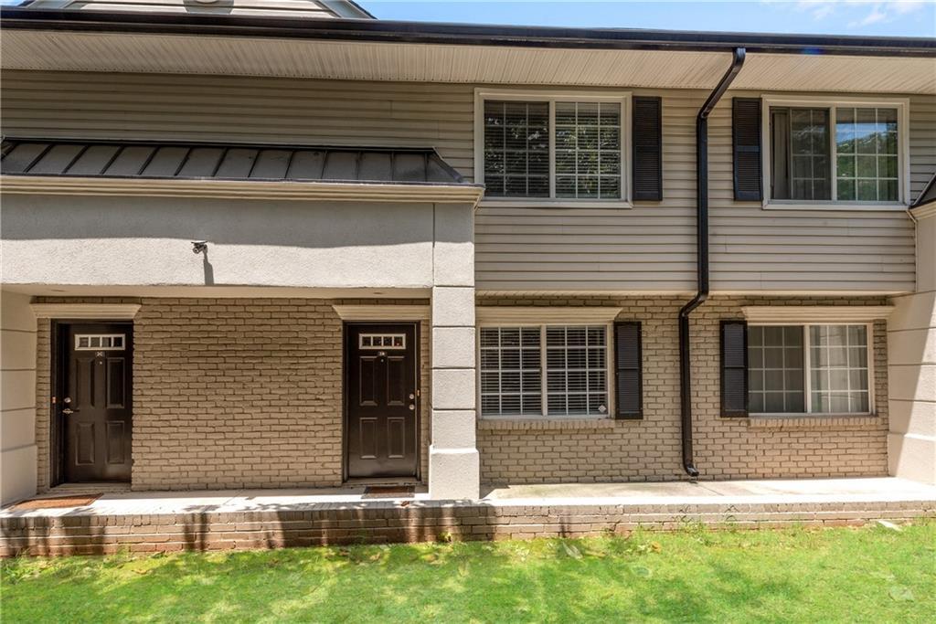 Foto principal - 6940 Roswell Rd