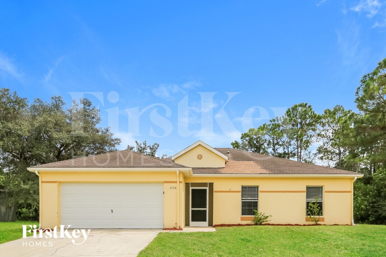 Foto principal - 2728 Parrot St