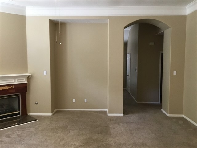 Building Photo - 2007 Pincher Creek