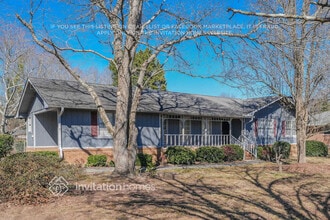 Building Photo - 2395 Springdale Dr