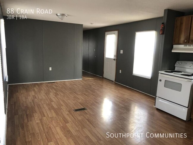 Building Photo - 88 Crain Rd