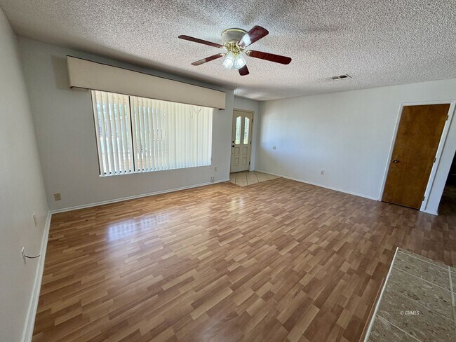 Foto del edificio - 3028 S Fairway Ave