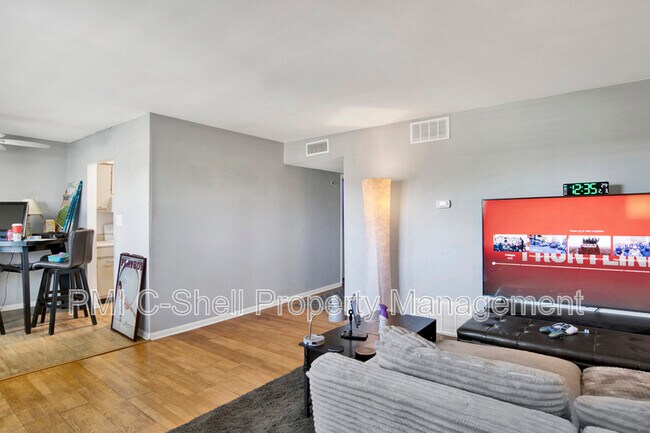 Foto del edificio - 600 Scenic Hwy