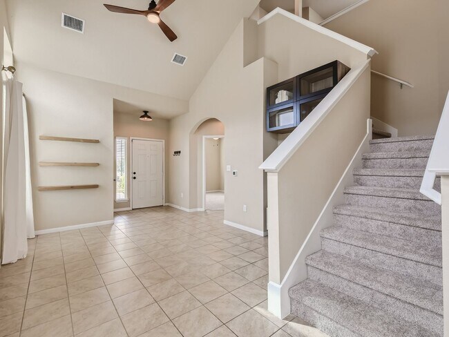 Foto del edificio - House for Lease in Northeast Austin!