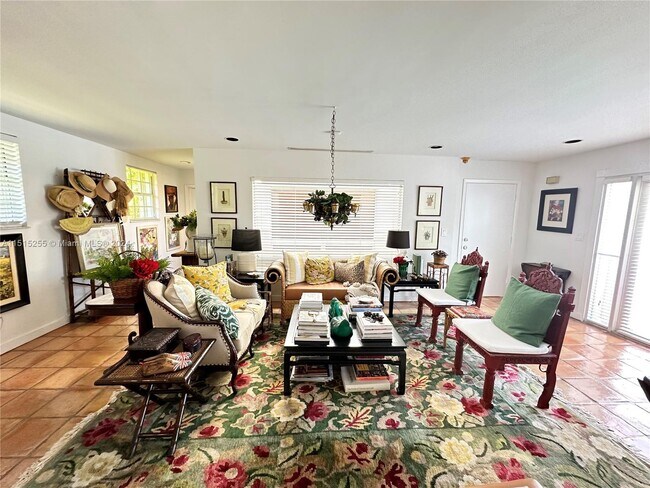 Foto del edificio - 8940 SW 75th St
