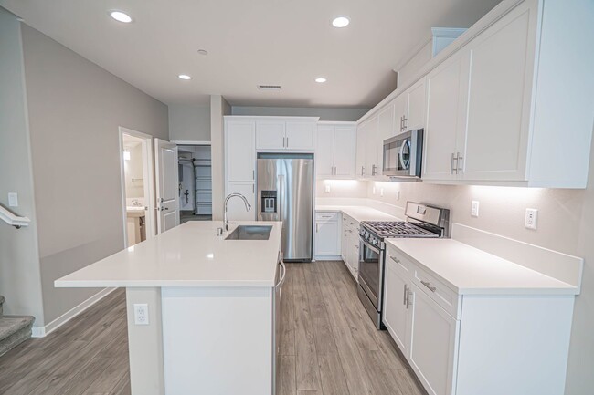 Building Photo - West Creek 3 Bedroom Home for Rent in Vale...