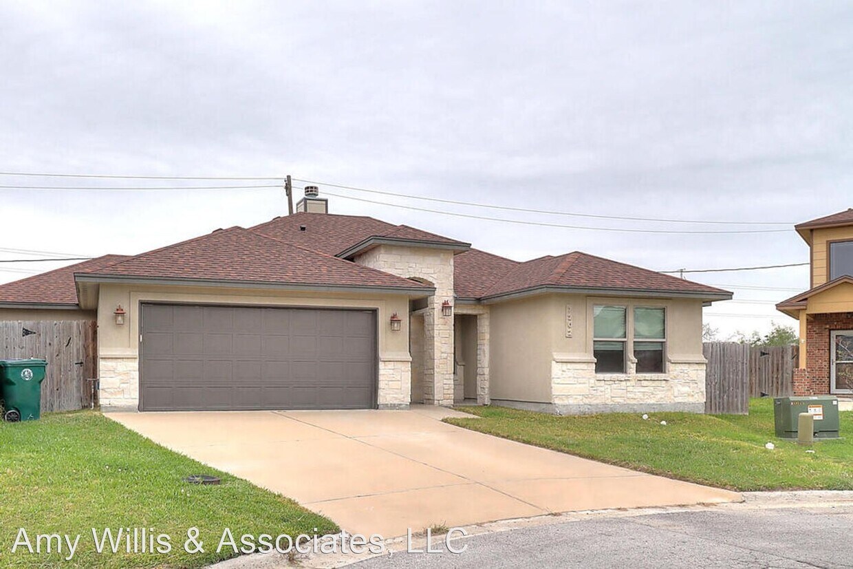 3 br, 2 bath House 7202 lake Melody House Rental in Corpus Christi