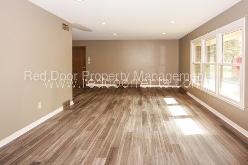 Building Photo - 5450 Allisonville Rd