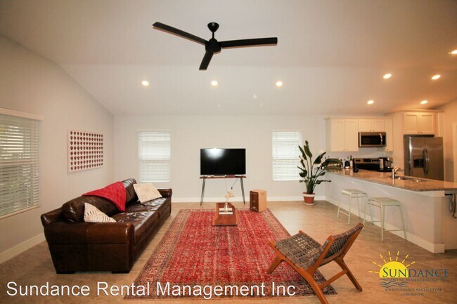 Foto del edificio - 3 br, 2 bath House - 2107 Nina Street