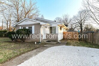 Building Photo - 5361 E Burgess Ave