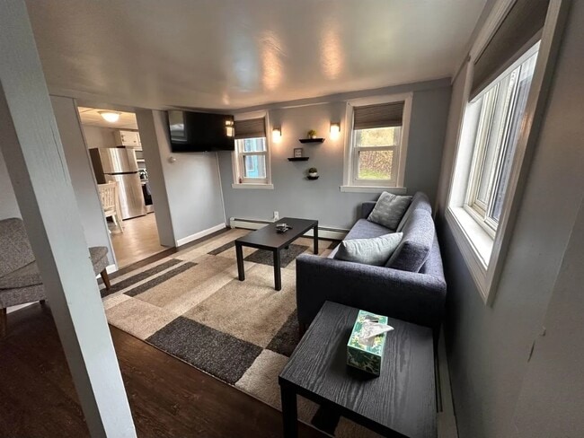 Building Photo - 16 Winter St