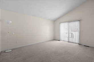 Building Photo - 31112 Columbia Dr