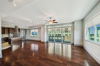 Building Photo - 9870 Gaylord Dr