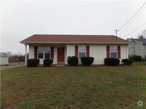 Building Photo - 317 Ashley St