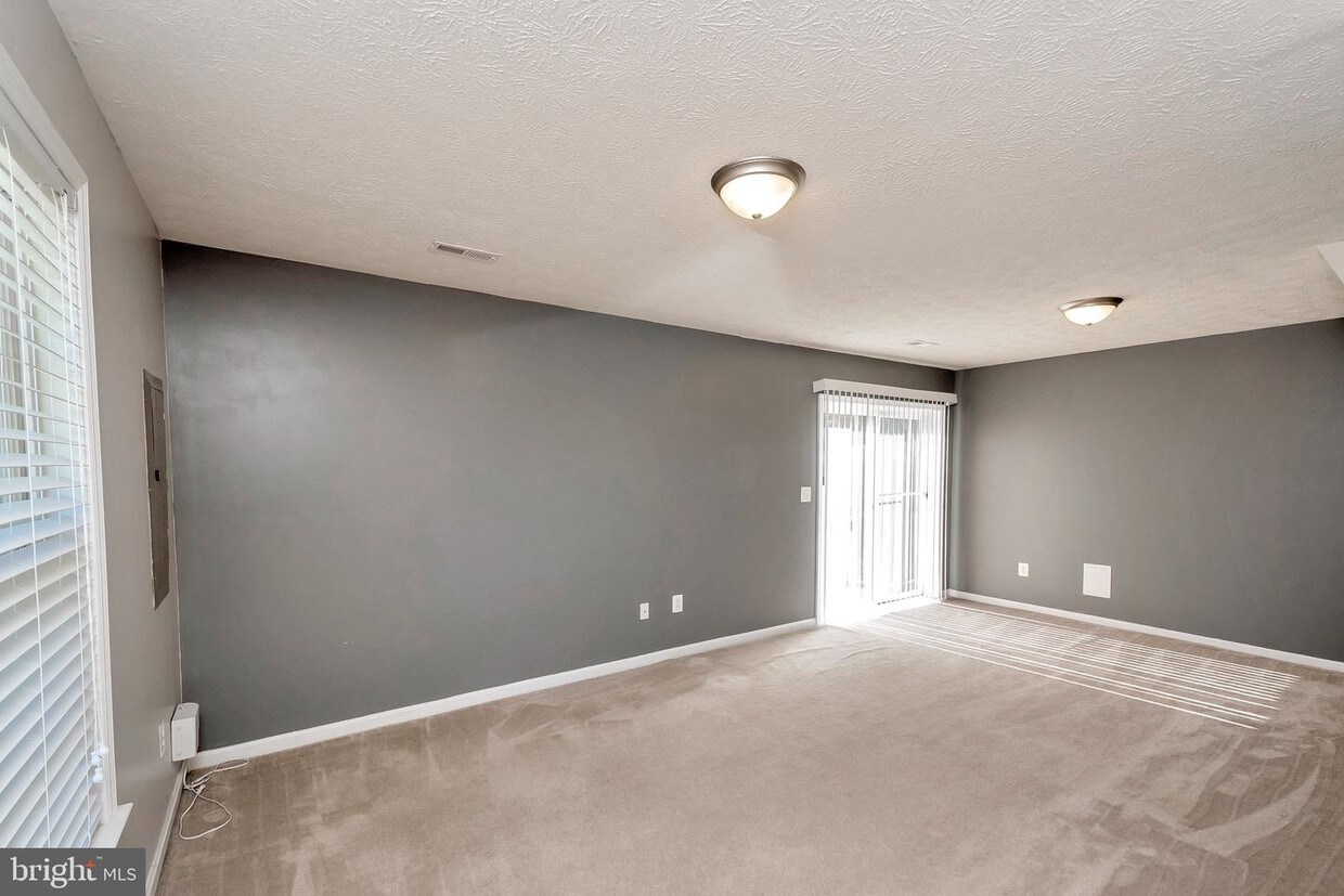 Foto principal - 101 Stingray Ct