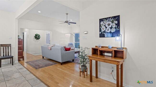 Foto del edificio - 2321 Brittany Grace