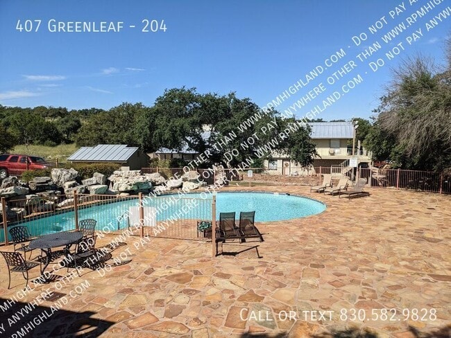Building Photo - 407 Greenleaf-204