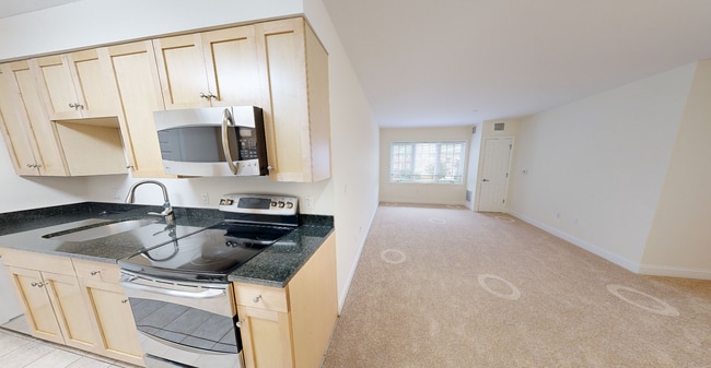 Building Photo - 126 Edgemere Rd