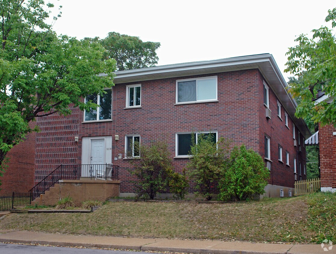 Foto principal - 3238 Morganford Rd
