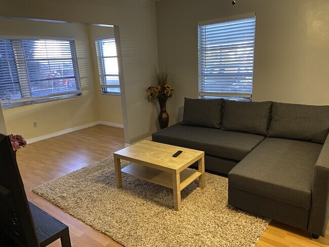 Foto del edificio - 3125 36th St N